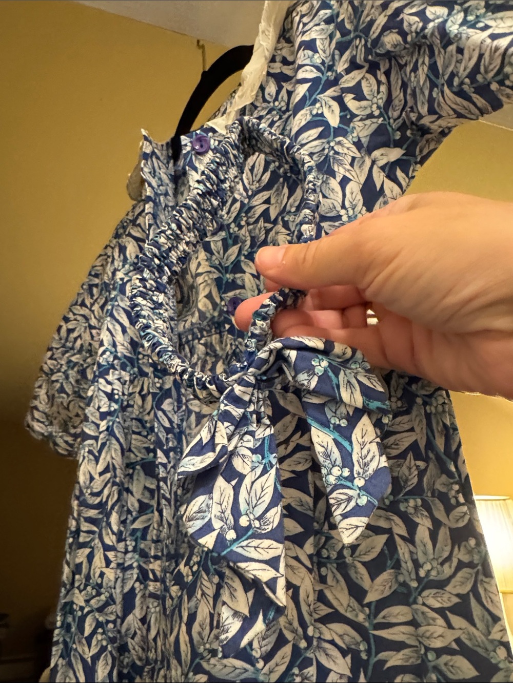 Blue Leaf-Print Baby Matching Set with Cream Ruffle Collar - Picture 3 of 5